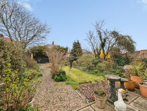 Photo 11- click for photo gallery